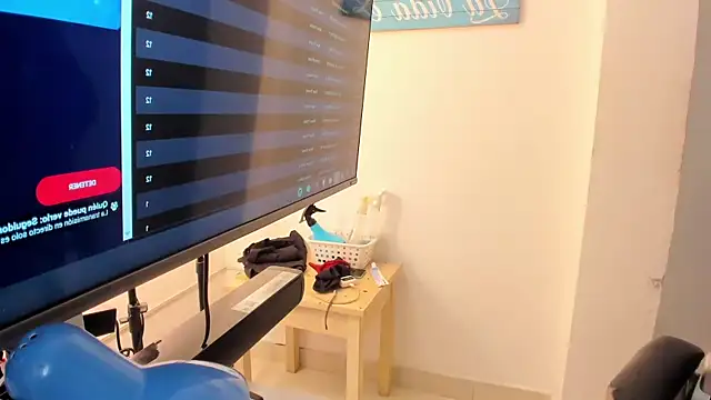 MeganPresleyy's Live XXX Chat