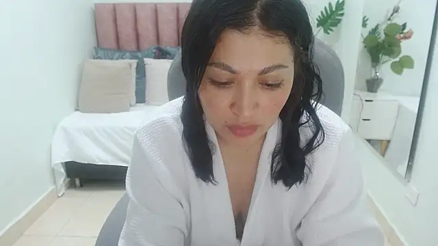 Chat XXX Live sophia_hadid