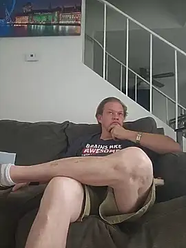yourMasterisBored's Live XXX Chat