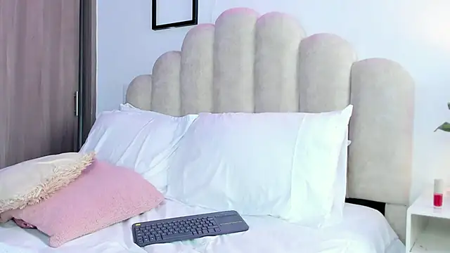 NaomiAsha Live XXX-chat