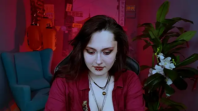 AliciaDelive: онлайн-секс-чат