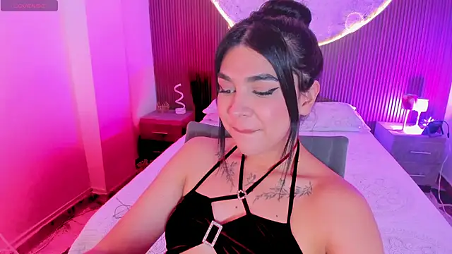 RoseCassie Chat XXX in diretta