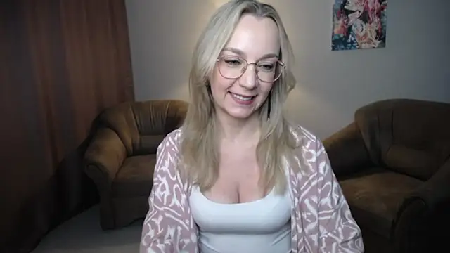 Živý XXX chat Ava_Elior