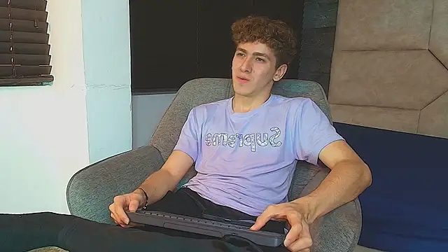 Tyler_Mcrey webkamerás műsora