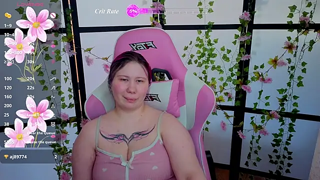 Chatroom XXX en direct de kitsune_little