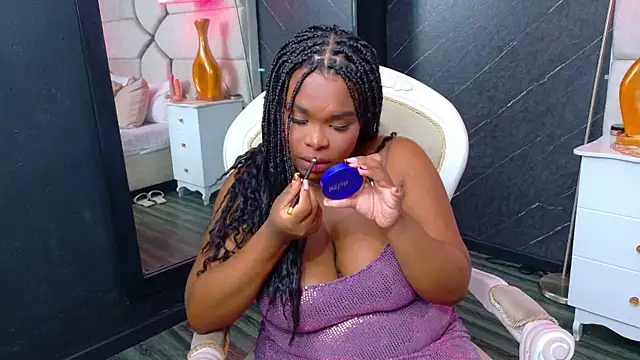 Chat XXX ao vivo de EbonyHenner
