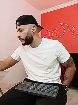 Mike_savage3's Live XXX Chat