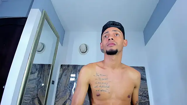 emanuel_26 – Naživo XXX chat