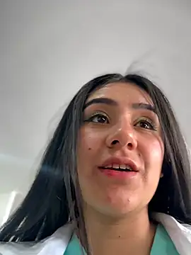 CAROLINE__07: онлайн-секс-чат