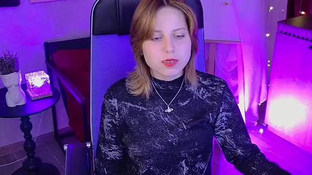 XXX chat uživo modela VivienneHebert