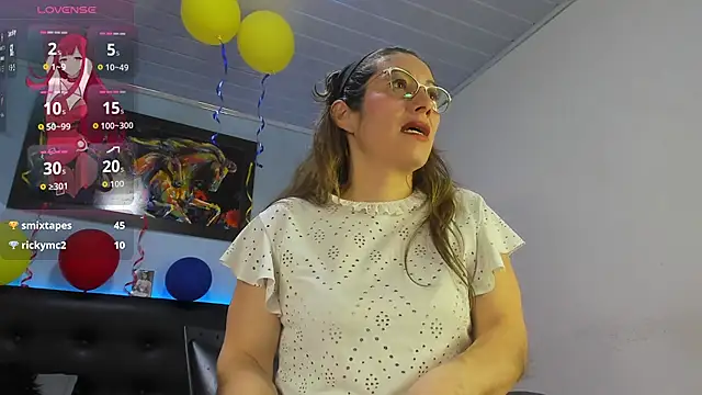 kaylaMinov_ webcam show