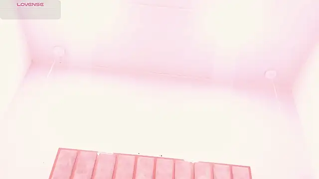 Zoe_Monrow's Live XXX Chat