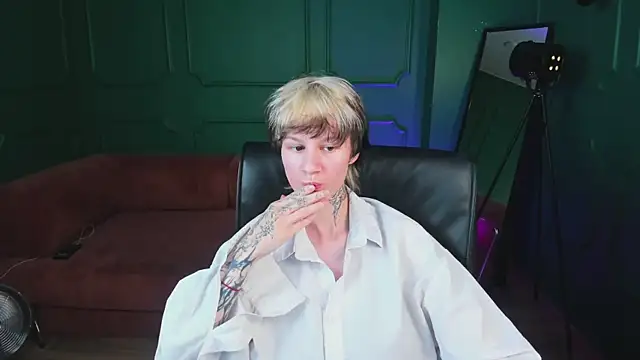 Senpai_Sins 现场XXX聊天