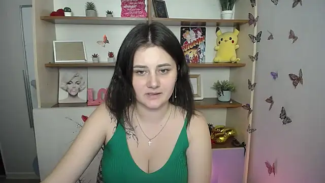 Katrin_kiss_ Chat XXX in diretta