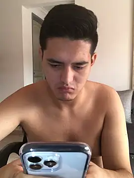 alexandergrey760886 在線直播表演
