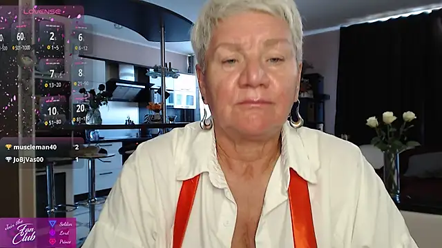roxana_brooks: онлайн-секс-чат