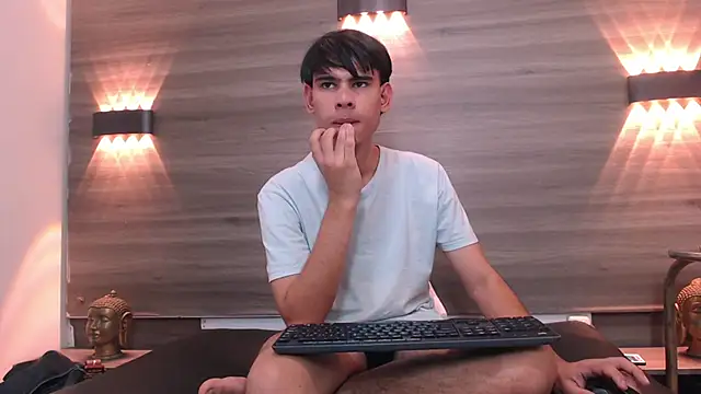 Kevin_Brooks1's Live XXX Chat