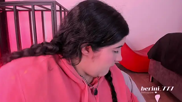 AmberiniHoffman élő XXX-chatje