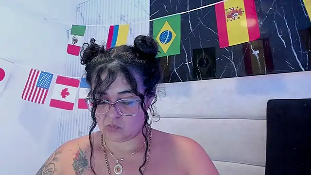Chat XXX ao vivo de Reginavegaa