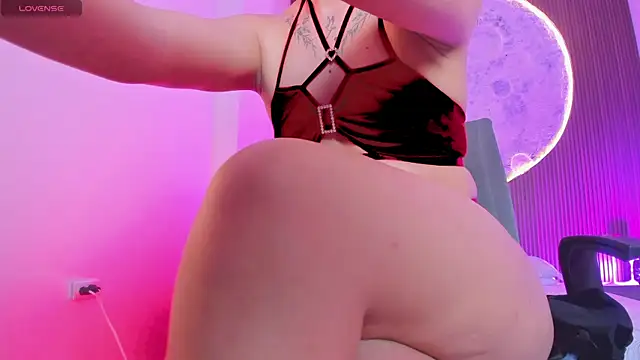 RoseCassie's Live XXX Chat