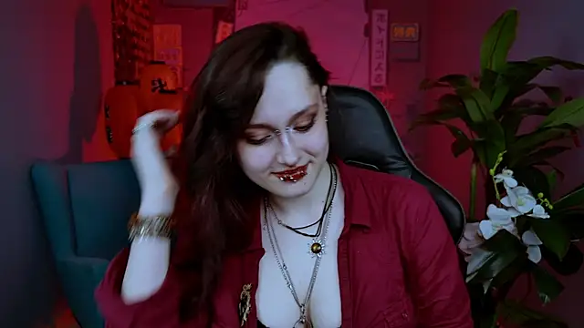 AliciaDelive Adlı Modelin Canlı XXX Sohbeti
