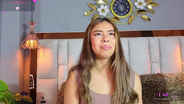 ValeryGomezz Chat XXX in diretta