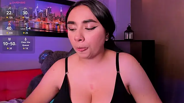 צ'אט XXX בשידור חי של Lucyy_tits