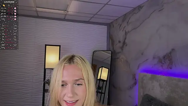 Živý XXX chat SerenaCrystall