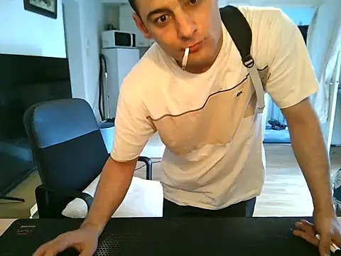 mihaimichael 现场XXX聊天
