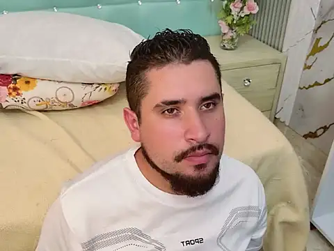 Chat +18 de rocockdaddy ao vivo