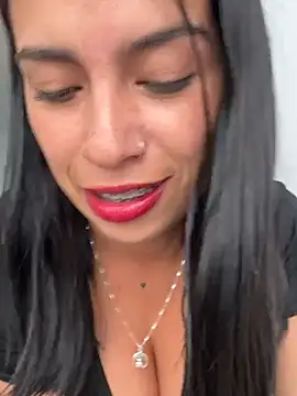 Chatroom XXX en direct de Nathaly_12