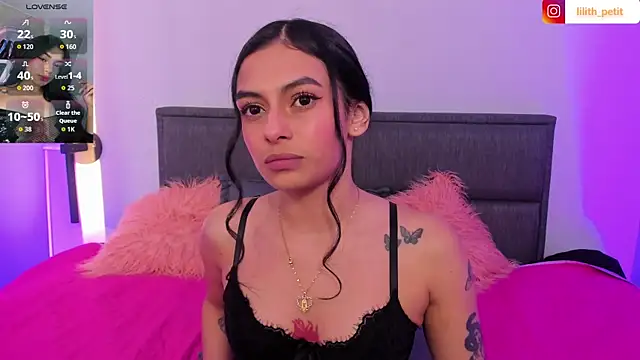 lilith_petit_'s Live XXX Chat