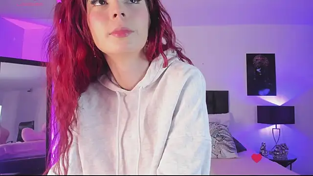 SaradaParker's Live XXX Chat