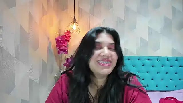 LindaBreeS Chat XXX in diretta