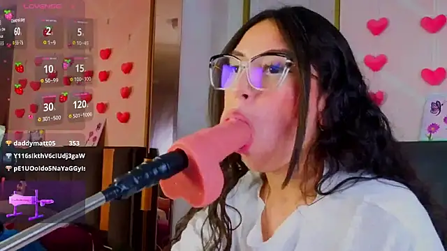 MadyJackson Chat XXX live