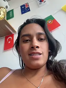 LunaHeat Adlı Modelin Canlı XXX Sohbeti