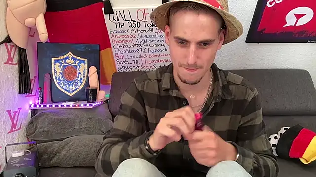 Cookieboy88 Live XXX-chat