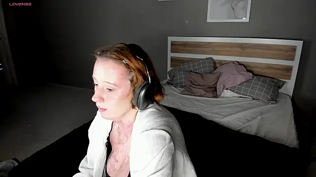 Maya_foxy Chat XXX in diretta