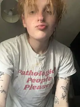 Czat XXX na żywo – nathyboi17