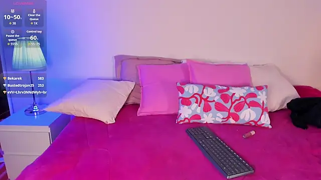 cuttie_blondie's Live XXX Chat