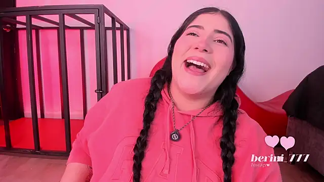 AmberiniHoffman's Live XXX Chat