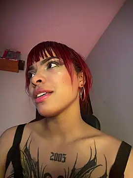 _Alice_rouse's Live XXX Chat