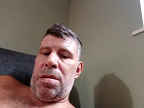 stud2512n Live XXX chat