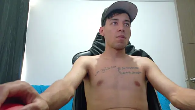 Živý XXX chat bully_boss