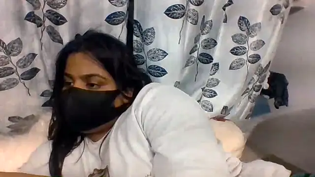 Chatroom XXX en direct de Ruchi_Singh0