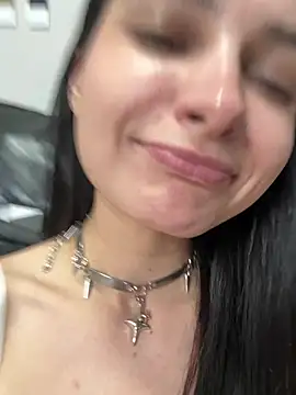 XXX chat uživo modela lunalovelee