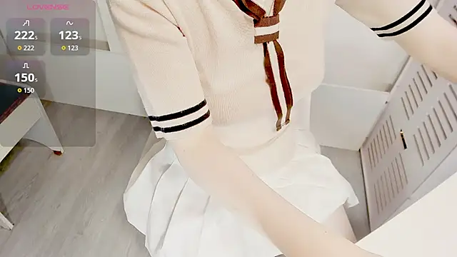 mimi_babyyy Adlı Modelin Canlı XXX Sohbeti
