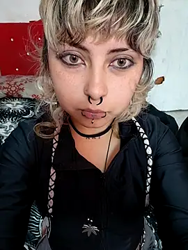 Cute_Chrixxx – Naživo XXX chat