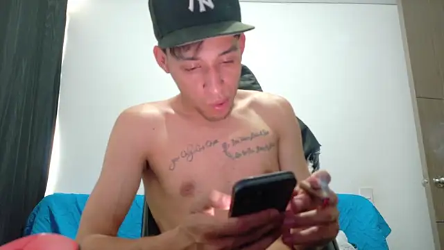 แชท XXX สดของ bully_boss