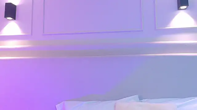 NaomiKlarc 라이브 XXX 채팅